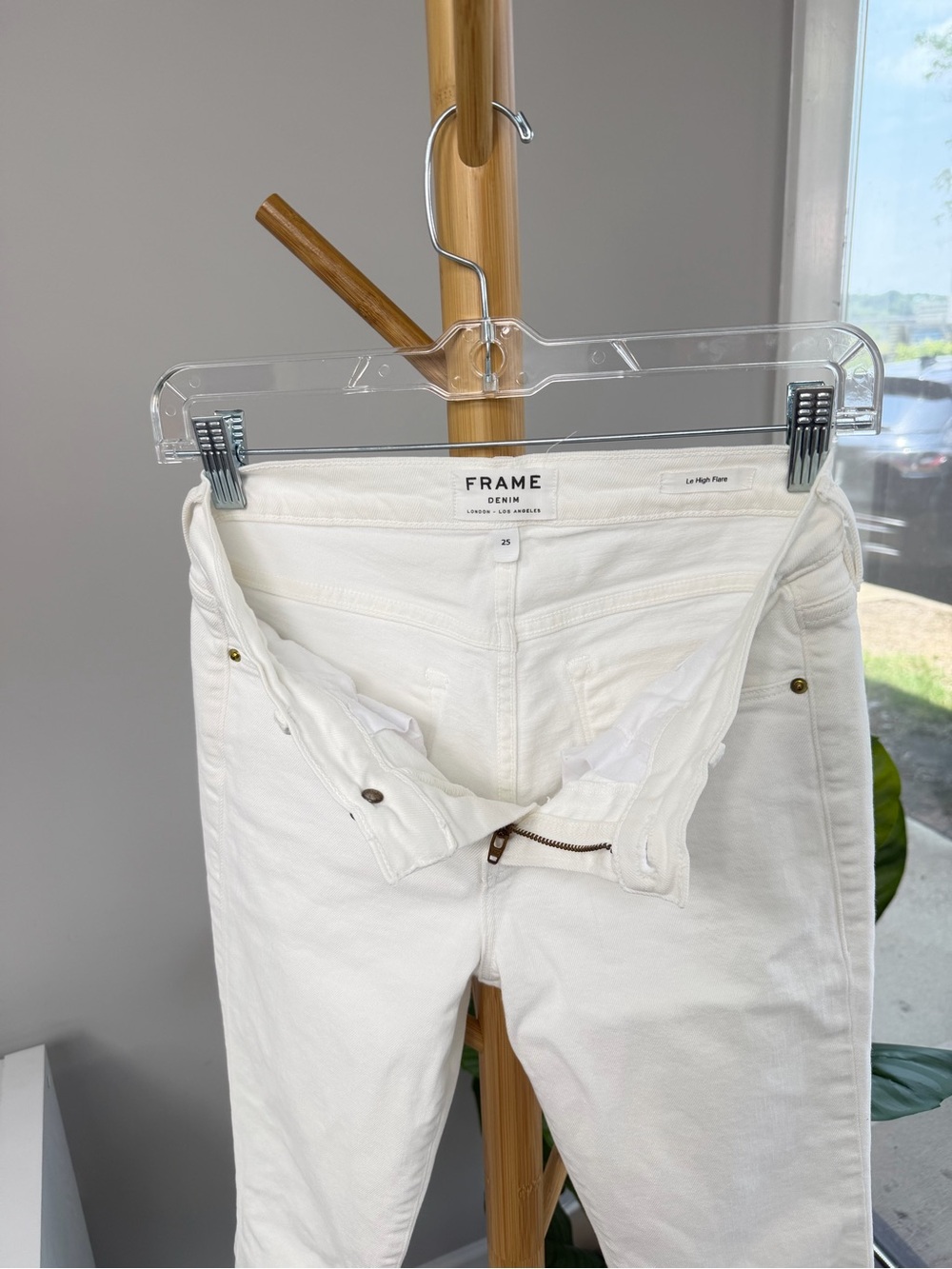 Frame Denim Le High Flare White Jeans Sz 25 - Picture 3 of 7